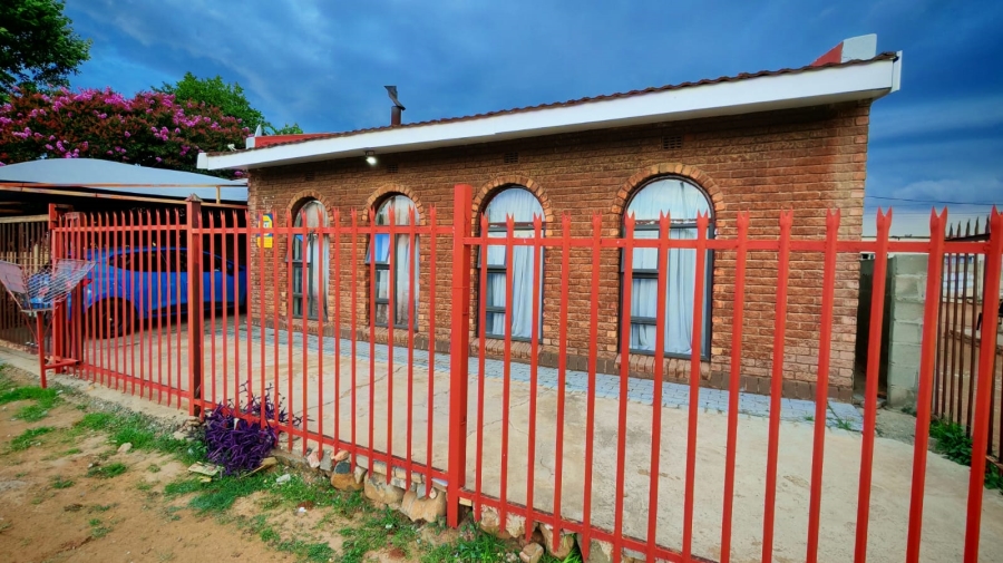 2 Bedroom Property for Sale in Heidedal Free State